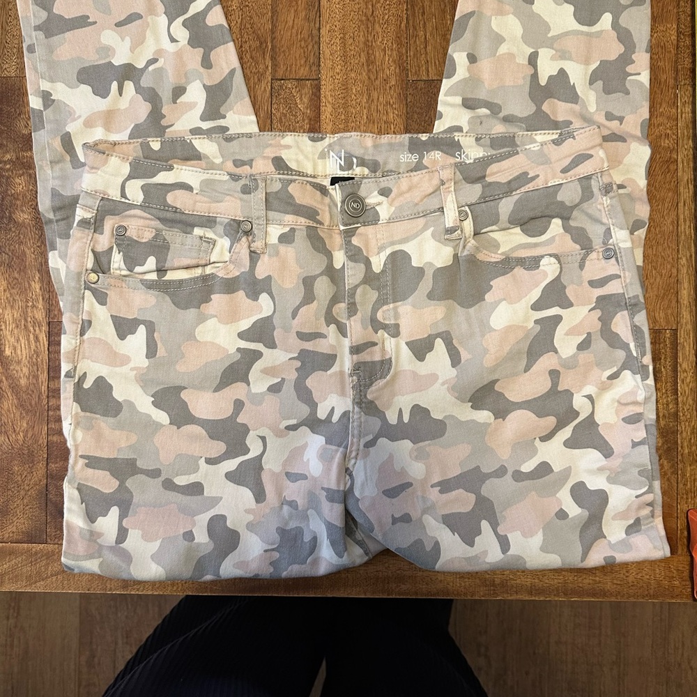 Neutral Pink & Gray Camo Jeans